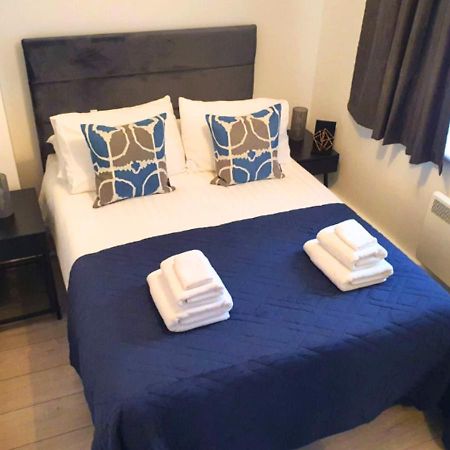 Fw Haute Apartments At Wembley, Ground Floor 2 Bedroom And 1 Bathroom Flat, King Or Twin Beds And Double Bed With Free Wifi And Parking Londres Extérieur photo